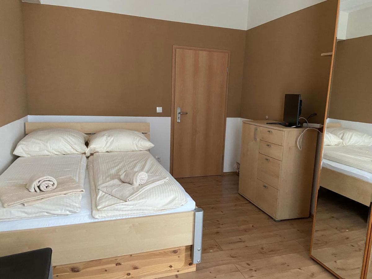 Gaimersheim Unterkunfte Bora Gmbh מראה חיצוני תמונה