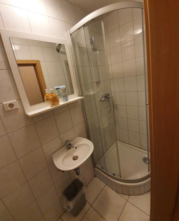Gaimersheim Unterkunfte Bora Gmbh מראה חיצוני תמונה
