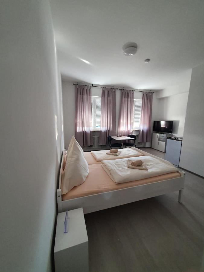 Gaimersheim Unterkunfte Bora Gmbh מראה חיצוני תמונה